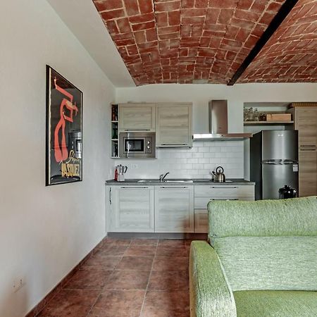Modern Farmhouse Apartment Montabone Bagian luar foto