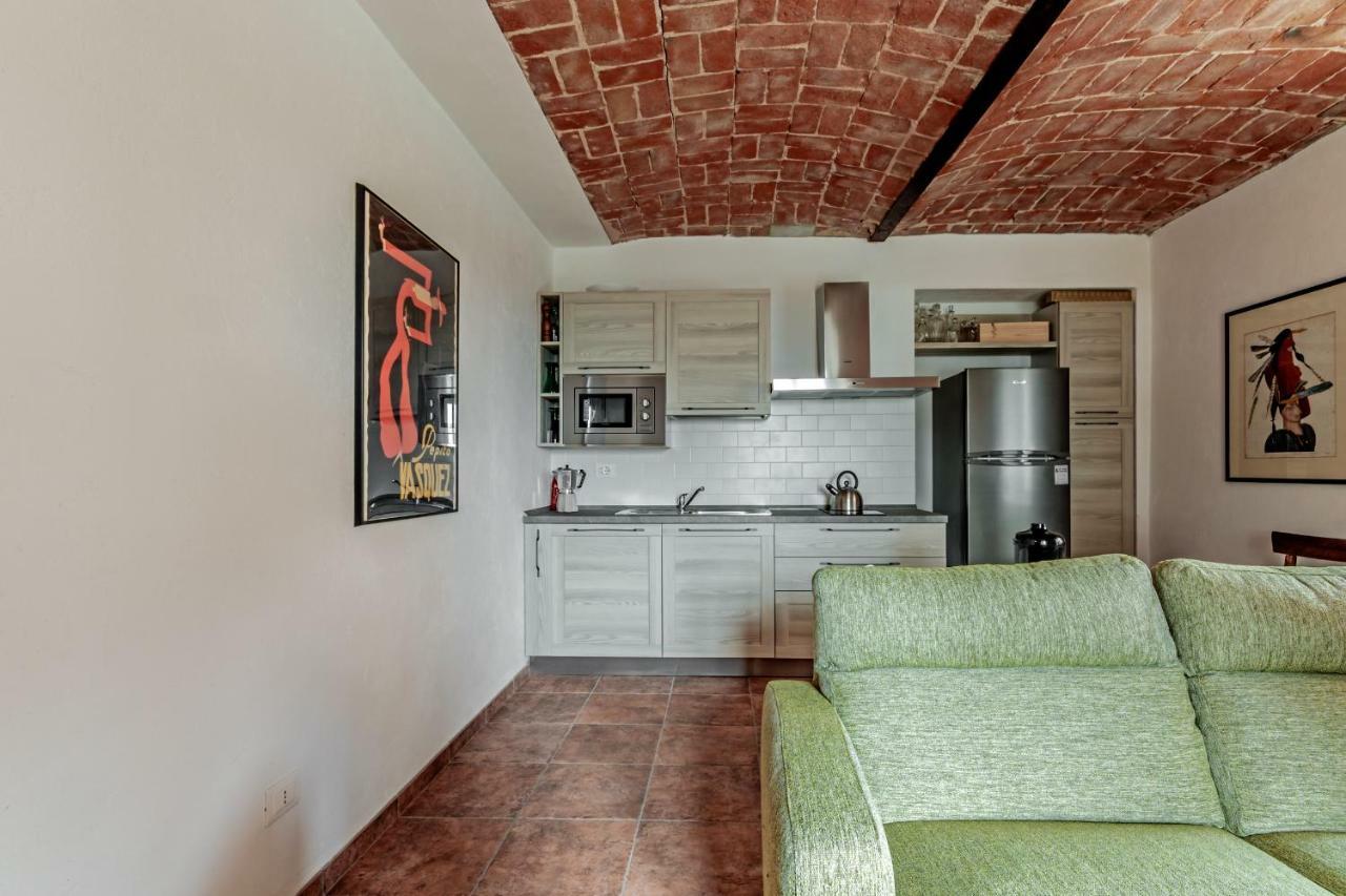 Modern Farmhouse Apartment Montabone Bagian luar foto